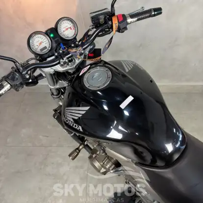 HONDA-CB 600F HORNET-2005
