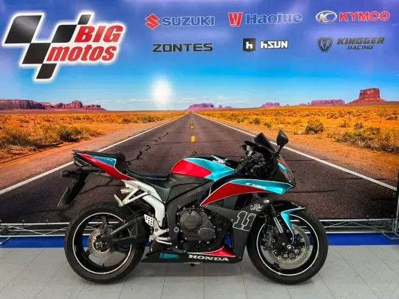 HONDA CBR 600RR HONDA CBR 600RR