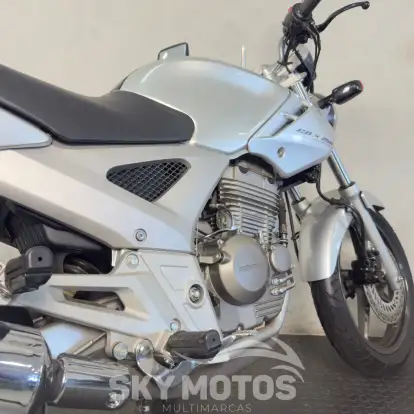 HONDA-CBX 250 TWISTER-2006