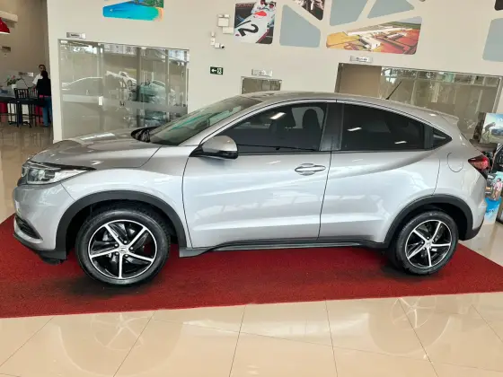 HONDA HR-V 1.8 16V FLEX LX 4P AUTOMÁTICO HONDA HR-V 1.8 16V FLEX LX 4P AUTOMÁTICO