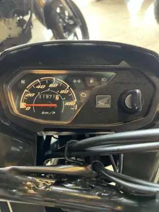 HONDA-POP 110i ES-2025