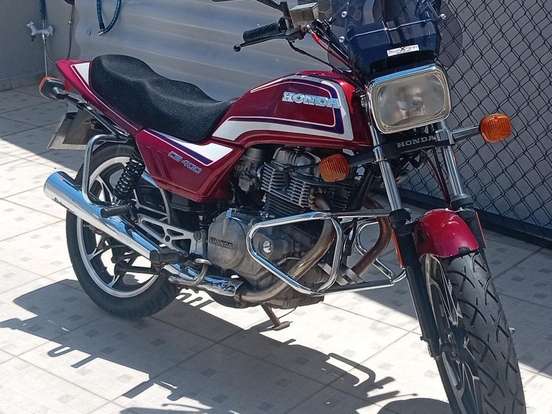 HONDA-CB 400 HONDA-CB 400-1984
