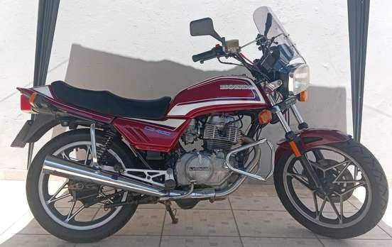HONDA-CB 400 HONDA-CB 400-1984