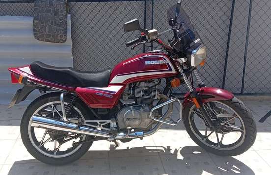 HONDA-CB 400-1984