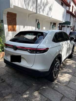 HONDA-HR-V-2023