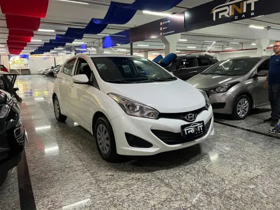 HYUNDAI HB20 1.0 COMFORT 12V FLEX 4P MANUAL HYUNDAI HB20 1.0 COMFORT 12V FLEX 4P MANUAL