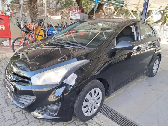 HYUNDAI HB20 1.0 COMFORT 12V FLEX 4P MANUAL HYUNDAI HB20 1.0 COMFORT 12V FLEX 4P MANUAL