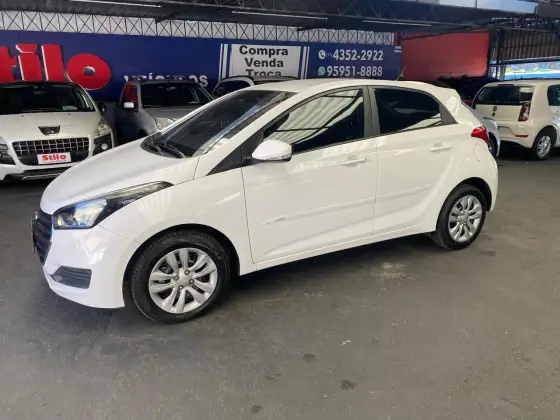 HYUNDAI HB20 1.6 COMFORT PLUS 16V FLEX 4P MANUAL