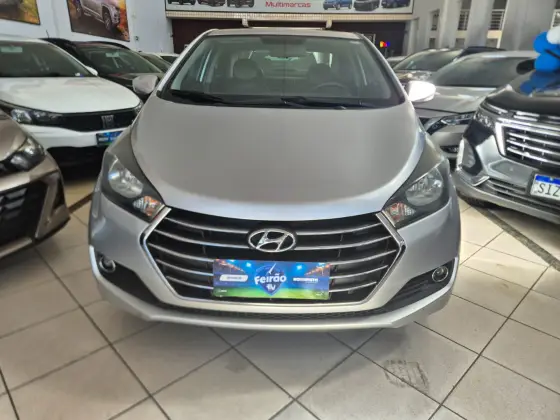 HYUNDAI HB20S 1.6 COMFORT PLUS 16V FLEX 4P MANUAL HYUNDAI HB20S 1.6 COMFORT PLUS 16V FLEX 4P MANUAL