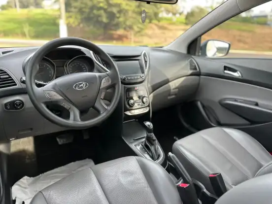 HYUNDAI-HB20S-1.6 PREMIUM 16V FLEX 4P AUTOMÁTICO HYUNDAI-HB20S-2016