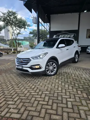 HYUNDAI SANTA FÉ 3.3 MPFI 4X4 7 LUGARES V6 270CV GASOLINA 4P AUTOMÁTICO HYUNDAI SANTA FÉ 3.3 MPFI 4X4 7 LUGARES V6 270CV GASOLINA 4P AUTOMÁTICO
