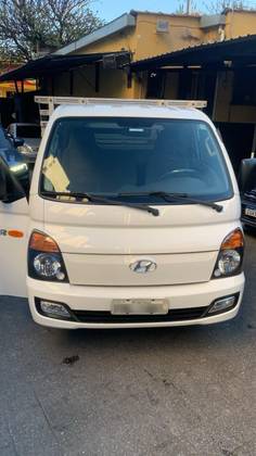HYUNDAI HR 2.5 LONGO COM CAÇAMBA 4X2 16V 130CV TURBO INTERCOOLER DIESEL 2P MANUAL