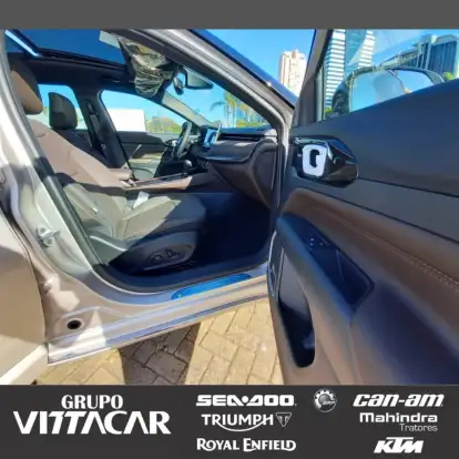 JEEP-COMMANDER-2.0 TD380 TURBO DIESEL OVERLAND AT9 JEEP-COMMANDER-2022