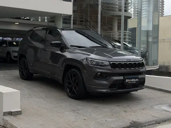 JEEP COMPASS 2.0 HURRICANE 4 TURBO GASOLINA BLACKHAWK AT9 JEEP COMPASS 2.0 HURRICANE 4 TURBO GASOLINA BLACKHAWK AT9