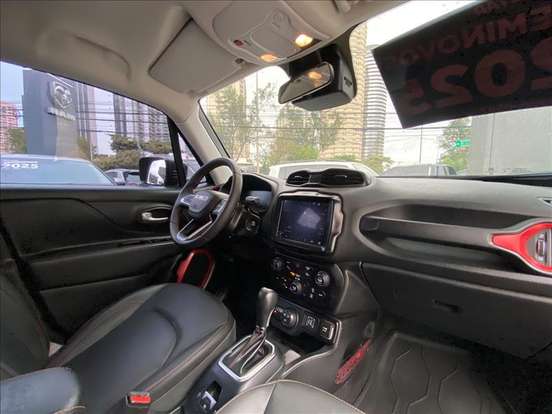 JEEP-RENEGADE-2024