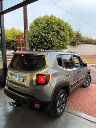 JEEP-RENEGADE-2021