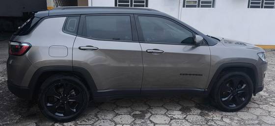 JEEP COMPASS 2.0 16V FLEX NIGHT EAGLE AUTOMÁTICO