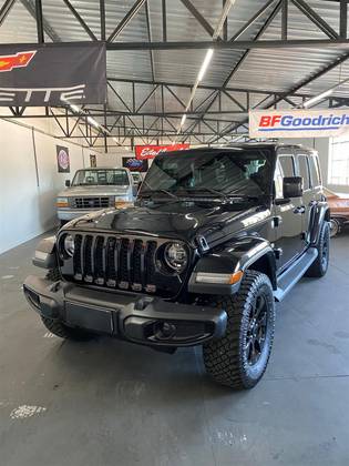JEEP WRANGLER 2.0 TURBO GASOLINA SAHARA 4P 4X4 AT8