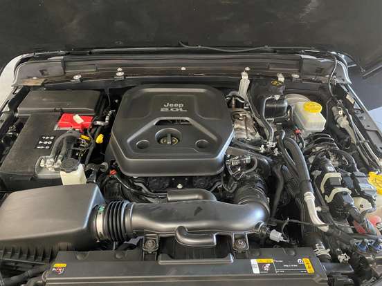 JEEP-WRANGLER-2.0 TURBO GASOLINA SAHARA 4P 4X4 AT8 JEEP-WRANGLER-2022