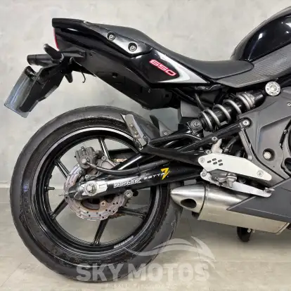 KAWASAKI-NINJA 650R-2012