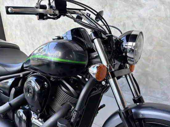 KAWASAKI-VULCAN 900 CUSTOM-2013