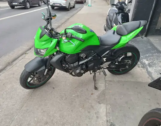 KAWASAKI Z-750 KAWASAKI Z-750