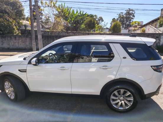 LAND ROVER-DISCOVERY SPORT-2.0 16V SI4 TURBO GASOLINA SE 4P AUTOMÁTICO LAND ROVER-DISCOVERY SPORT-2017