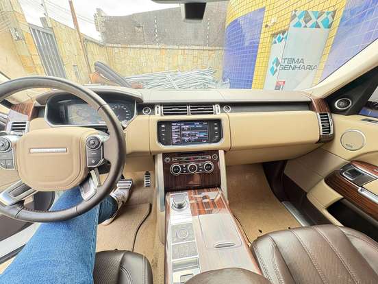 LAND ROVER-RANGE ROVER VOGUE-4.4 SDV8 4X4 TURBO DIESEL 4P AUTOMÁTICO LAND ROVER-RANGE ROVER VOGUE-2013