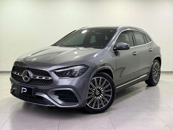 MERCEDES-BENZ-GLA 200-2023