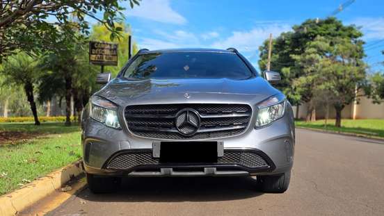 MERCEDES-BENZ-GLA 200-2017