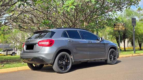 MERCEDES-BENZ-GLA 200-1.6 CGI FLEX STYLE 7G-DCT MERCEDES-BENZ-GLA 200-2017