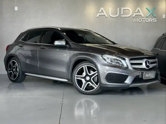 MERCEDES-BENZ-GLA 250-2.0 16V TURBO GASOLINA SPORT 4P AUTOMÁTICO MERCEDES-BENZ-GLA 250-2015
