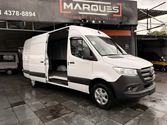 MERCEDES-BENZ SPRINTER 2.0 CDI DIESEL FURGÃO 417 LONGO MANUAL MERCEDES-BENZ SPRINTER 2.0 CDI DIESEL FURGÃO 417 LONGO MANUAL