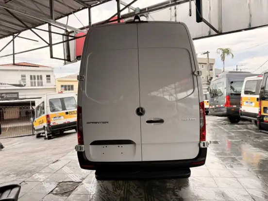 MERCEDES-BENZ-SPRINTER-2026
