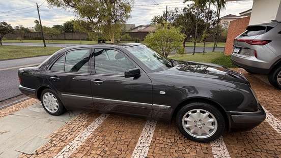 MERCEDES-BENZ-E 320-1997