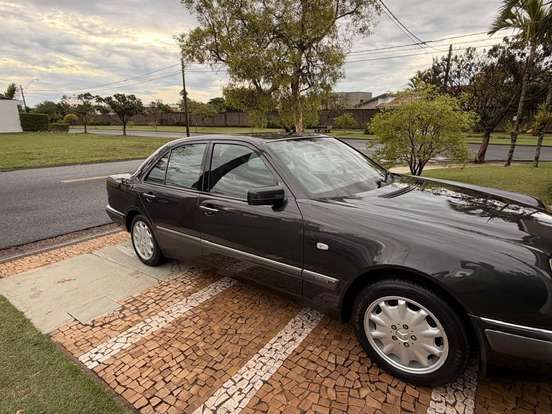 MERCEDES-BENZ-E 320-3.2 AVANTGARDE V6 GASOLINA 4P AUTOMÁTICO MERCEDES-BENZ-E 320-1997