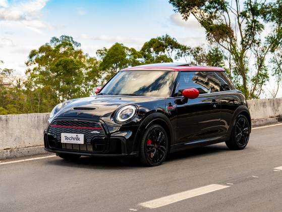 MINI COOPER 2.0 16V TWINPOWER GASOLINA JOHN COOPER WORKS 2P STEPTRONIC