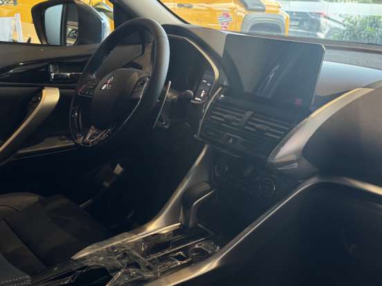 MITSUBISHI-ECLIPSE CROSS-1.5 MIVEC TURBO GASOLINA HPE CVT MITSUBISHI-ECLIPSE CROSS-2026