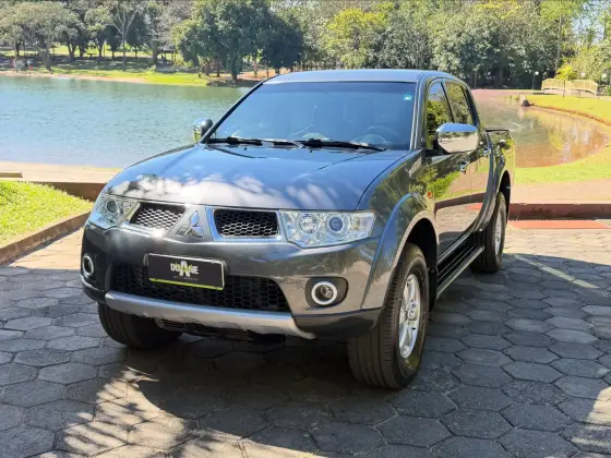 MITSUBISHI L200 TRITON 3.2 HPE 4X4 CD 16V TURBO INTERCOOLER DIESEL 4P AUTOMÁTICO MITSUBISHI L200 TRITON 3.2 HPE 4X4 CD 16V TURBO INTERCOOLER DIESEL 4P AUTOMÁTICO
