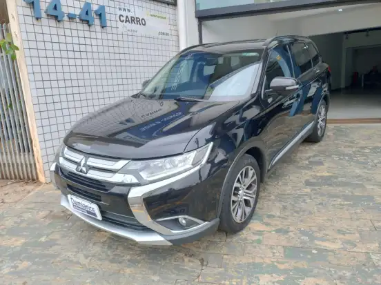 MITSUBISHI-OUTLANDER-2015
