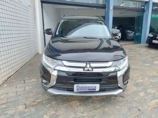 MITSUBISHI-OUTLANDER-2015