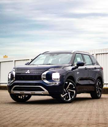 MITSUBISHI-OUTLANDER-2025