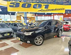 MITSUBISHI OUTLANDER 3.0 GT 4X4 V6 24V GASOLINA 4P AUTOMÁTICO MITSUBISHI OUTLANDER 3.0 GT 4X4 V6 24V GASOLINA 4P AUTOMÁTICO
