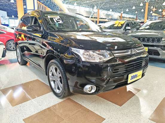 MITSUBISHI-OUTLANDER-2014