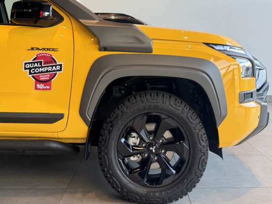 MITSUBISHI-TRITON-2026