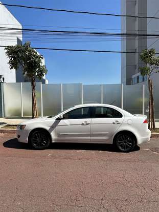 MITSUBISHI-LANCER-2.0 HL 16V GASOLINA 4P AUTOMÁTICO MITSUBISHI-LANCER-2016