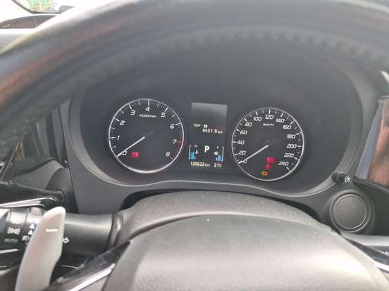 MITSUBISHI-OUTLANDER-2015