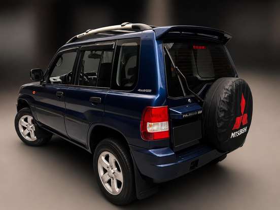 MITSUBISHI-PAJERO IO-1.8 SE 4X4 16V GASOLINA 4P MANUAL MITSUBISHI-PAJERO IO-2001