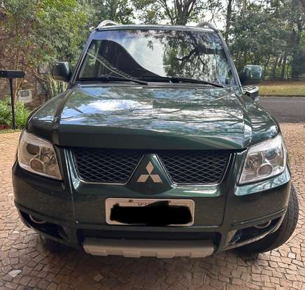 MITSUBISHI-PAJERO TR4-2015