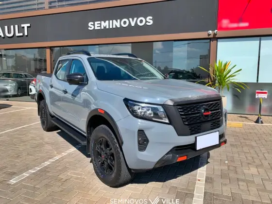 NISSAN FRONTIER 2.3 16V TURBO DIESEL PRO4X CD 4X4 AUTOMÁTICO NISSAN FRONTIER 2.3 16V TURBO DIESEL PRO4X CD 4X4 AUTOMÁTICO